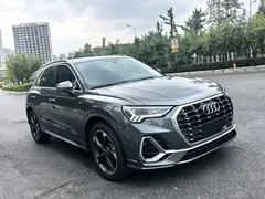 2021 Audi Q3 35 TFSI Fashion Sport — фото 2