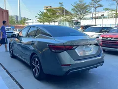 2021 Nissan Sylphy 1.6L XL CVT — фото 11