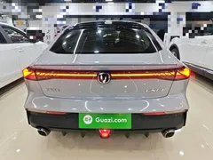 2022 Changan UNI-V 1.5T Premium — фото 6