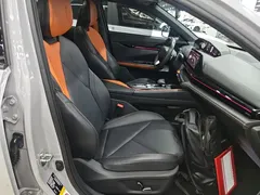2022 Changan UNI-V 1.5T Premium — фото 25