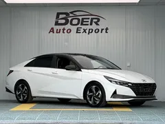 2022 Hyundai Elantra 1.5L CVT LUX Premium, белый — фото 3