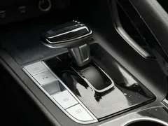 2022 Hyundai Elantra 1.5L CVT LUX Premium, белый — фото 13