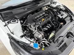 2022 Hyundai Elantra 1.5L CVT LUX Premium, белый — фото 20