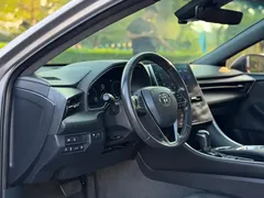 2023 Toyota Avalon Hybrid 2.5L XLE Premium — фото 11
