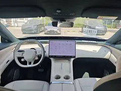2025 Xiaomi YU7 4WD Max — фото 4