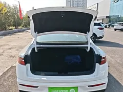 2021 Geely Preface 2.0TD Luxury, белый — фото 19