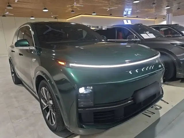 2023 Li Auto L8