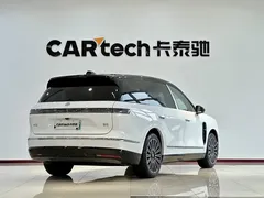 2026 Nio ES8 6-seat Executive Luxury, белый — фото 22