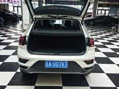 2022 Volkswagen T-Roc 280TSI DSG 2WD Comfort Plus, белый — фото 7