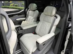 2024 Zeekr 009 6-Seat Executive 4WD 108kWh, чёрный — фото 8