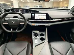 2022 Changan UNI-V 1.5T Premium, белый — фото 5