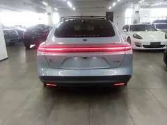 2022 Nio ET5 75kWh, синий — фото 6