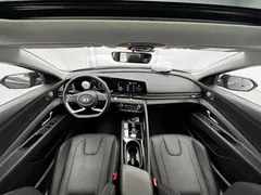 2023 Hyundai Elantra 1.5L CVT TOP Flagship — фото 8