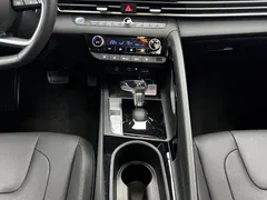 2023 Hyundai Elantra 1.5L CVT TOP Flagship — фото 12