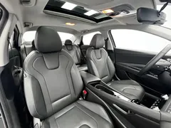 2023 Hyundai Elantra 1.5L CVT TOP Flagship — фото 14
