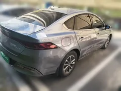 2024 BYD Qin PLUS Honor DM-i PHEV 55km Leading — фото 4