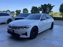 2021 BMW 3 Series 320i Sport Package, белый — фото 1