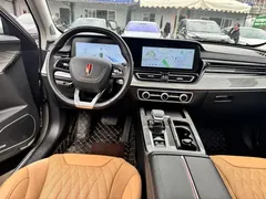 2023 Hongqi HS5 2.0T 4WD Pro — фото 4