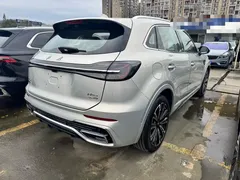 2023 Hongqi HS5 2.0T 4WD Pro — фото 10