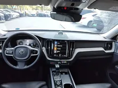 2021 Volvo XC60 4WD Luxury, белый — фото 6