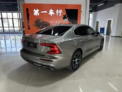 2021 Volvo S60 T4 Luxury — фото 3