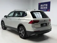 2019 Volkswagen Tiguan L 280TSI AT 2WD Panoramic Comfort — фото 6
