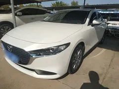 2022 Mazda 3 2.0L AT, белый — фото 2