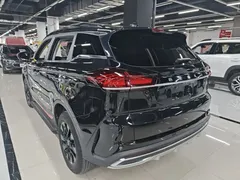 2022 Geely Atlas 1.8T DCT Smart, чёрный — фото 5