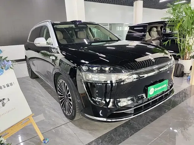 2025 Aito M9 EREV Ultra 52kWh 6-seat 192-line LiDAR