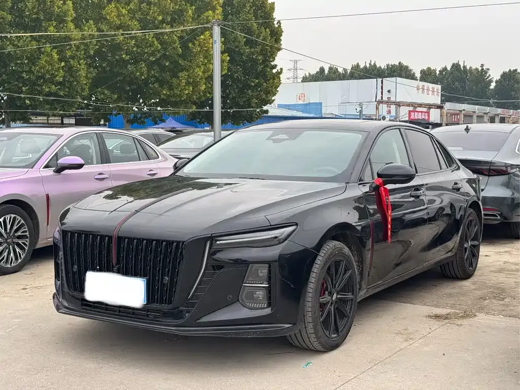 2025 Hongqi H5 2.0T AT