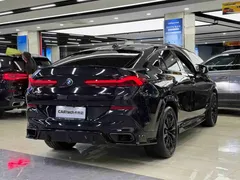 2022 BMW X6, чёрный — фото 5