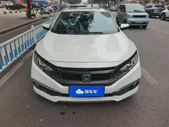 2019 Honda Civic 220TURBO CVT, белый — фото 2