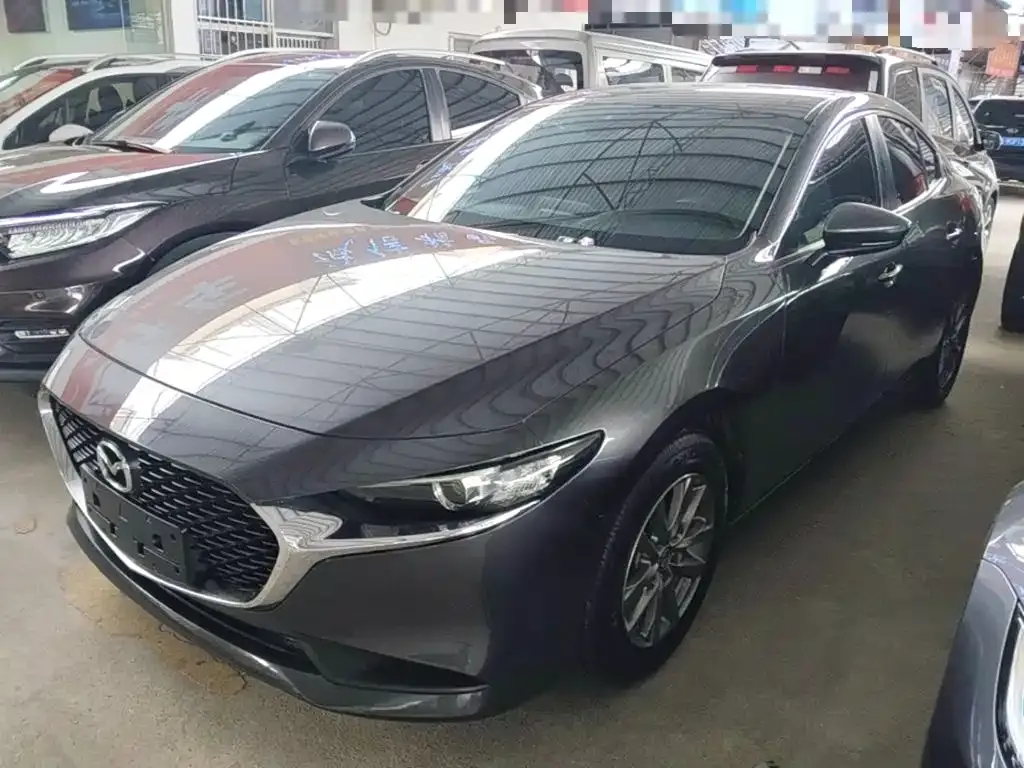 2020 Mazda 3 1.5L AT