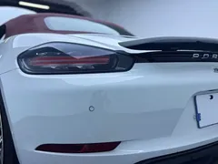 2020 Porsche 718 Boxster 2.0T, белый — фото 13