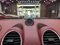 2022 Porsche 718 Spyder 2.0T, белый — фото 10