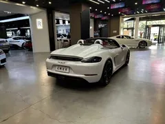 2022 Porsche 718 Spyder 2.0T, белый — фото 17