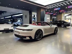 2022 Porsche 911 Carrera 4S Cabriolet 3.0T, белый — фото 20