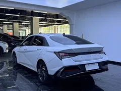 2023 Hyundai Elantra 1.5L CVT GLX Elite, белый — фото 11
