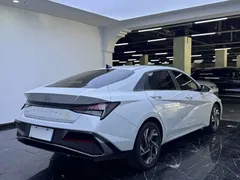 2023 Hyundai Elantra 1.5L CVT GLX Elite, белый — фото 13