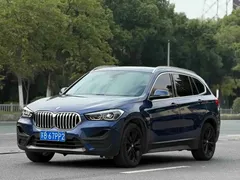 2021 BMW X1, синий — фото 1