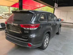 2021 Toyota Highlander 2.0T 4WD Luxury 7, чёрный — фото 8