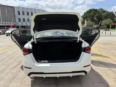 2022 Nissan Sylphy 1.6L XL CVT, белый — фото 18
