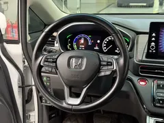 2022 Honda Odyssey 2.0L e:HEV, белый — фото 14