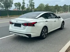 2021 Nissan Teana 2.0L XL Comfort, белый — фото 3