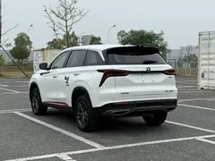 2021 Changan CS75 PLUS 1.5T AT Elite, белый — фото 13