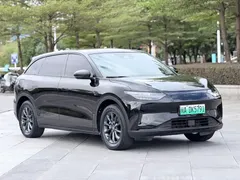 2023 Leapmotor C11 EV 500 Comfort, чёрный — фото 3