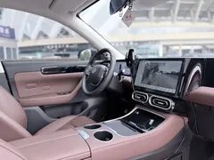 2023 Leapmotor C11 EV 500 Comfort, чёрный — фото 13