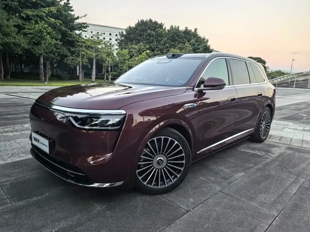 2025 Aito M8 EREV Ultra 53.4kWh 5-seat 192-line LiDAR