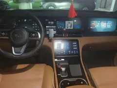 2021 Li Auto ONE EREV 6-seater, зелёный — фото 12