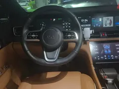 2021 Li Auto ONE EREV 6-seater, зелёный — фото 15